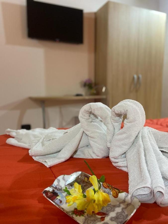 Hotel Mandanici :Borgo Marsalini Barcellona Pozzo di Gotto Exterior foto